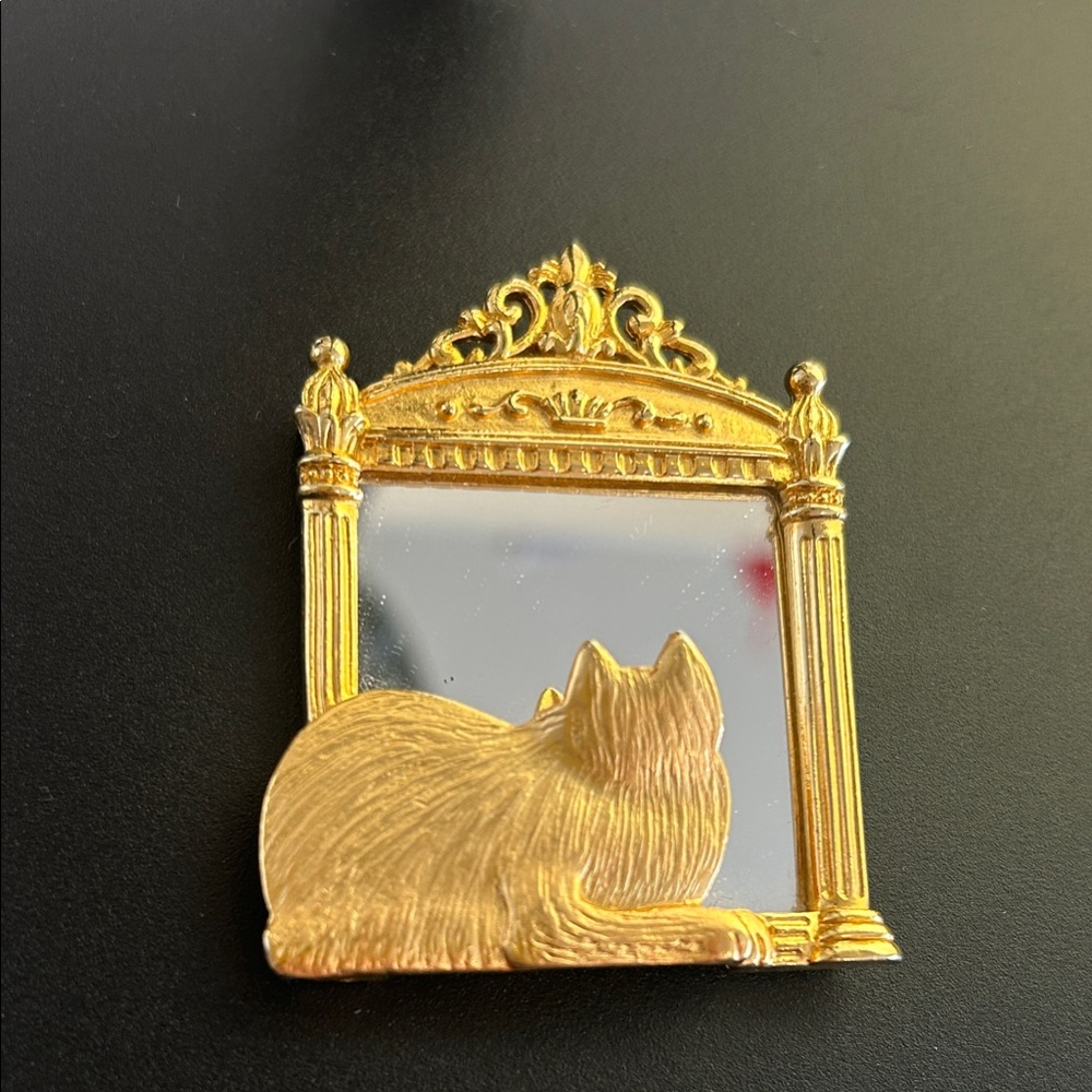 Luxurious Gold tone Cat Mirror brooch By JJ